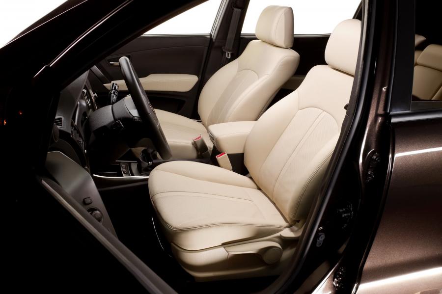  SsangYong Actyon 2011 года  (фото 17 из 23)